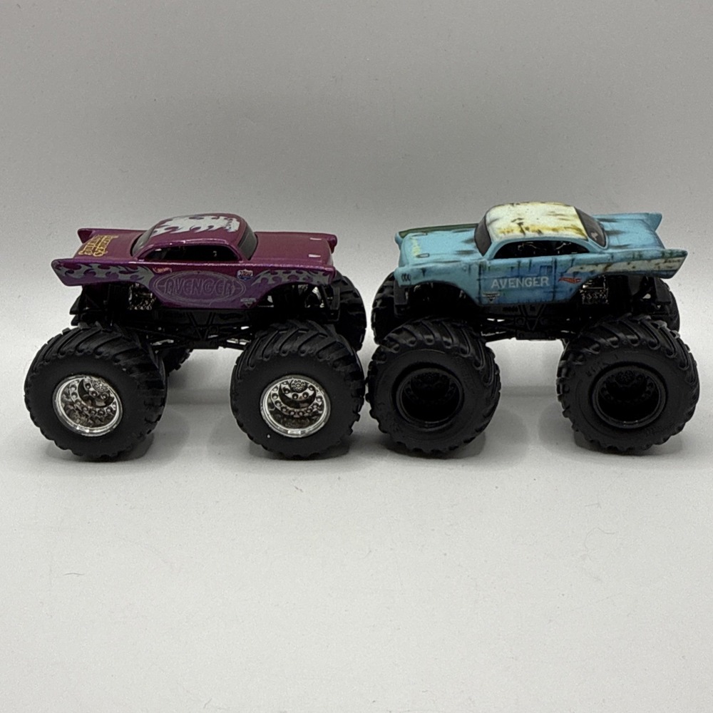 Hot Wheels Monster Jam Trucks Avenger Lot Off-Road 1/64 Purple / Blue Chevy Rare